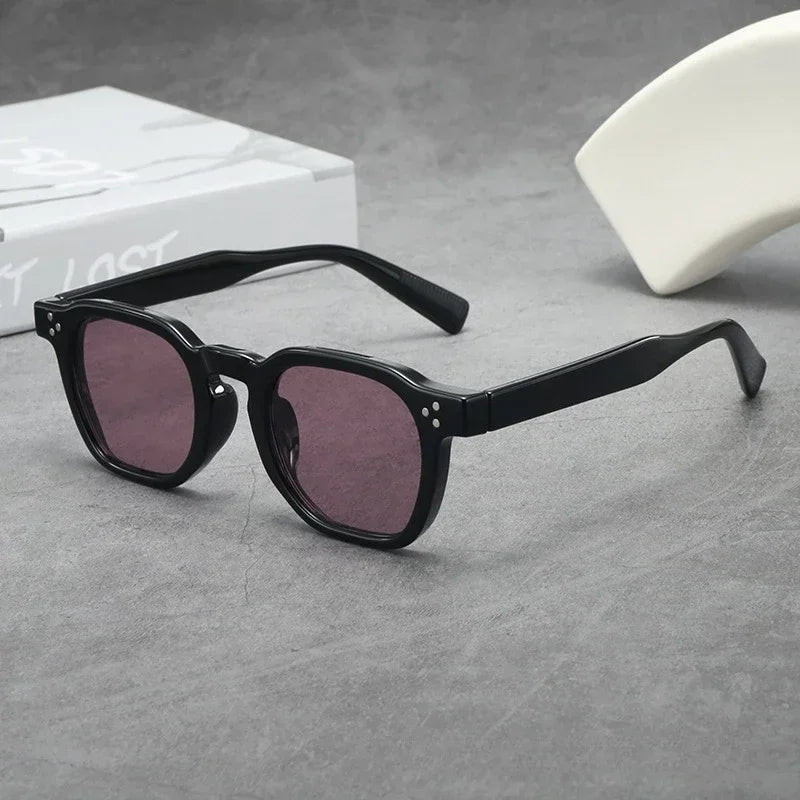 JNPCXI Fashion Square Sunglasses Men Gradient Shades UV400 Vintage Rivets Women Trending Tea Sun Glasses