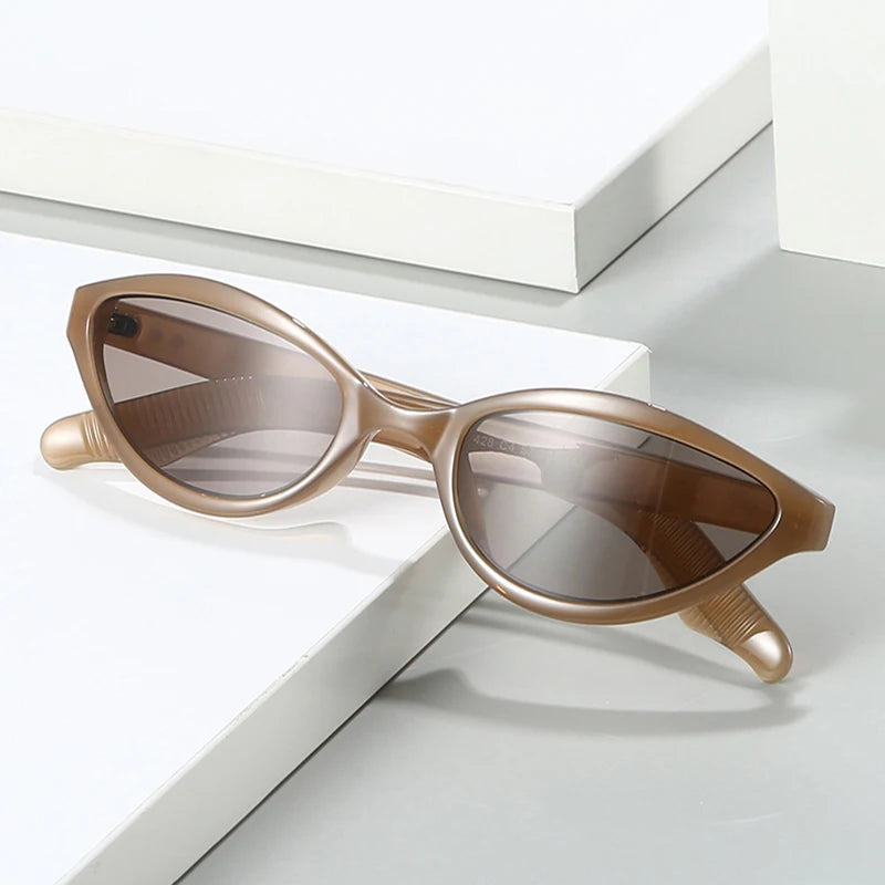 JNPCXI New Fashion Cat Eye Women Sunglasses Retro Rivets Men Green Tea Shades UV400
