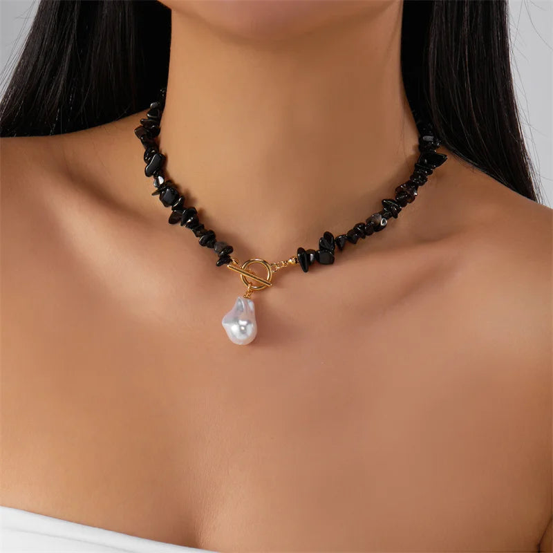 Elegant Baroque Imitation Pearl Pendant Beaded Choker Necklace Irregular Crystal Natural Stone Chain Women Fashion Jewelry Gift