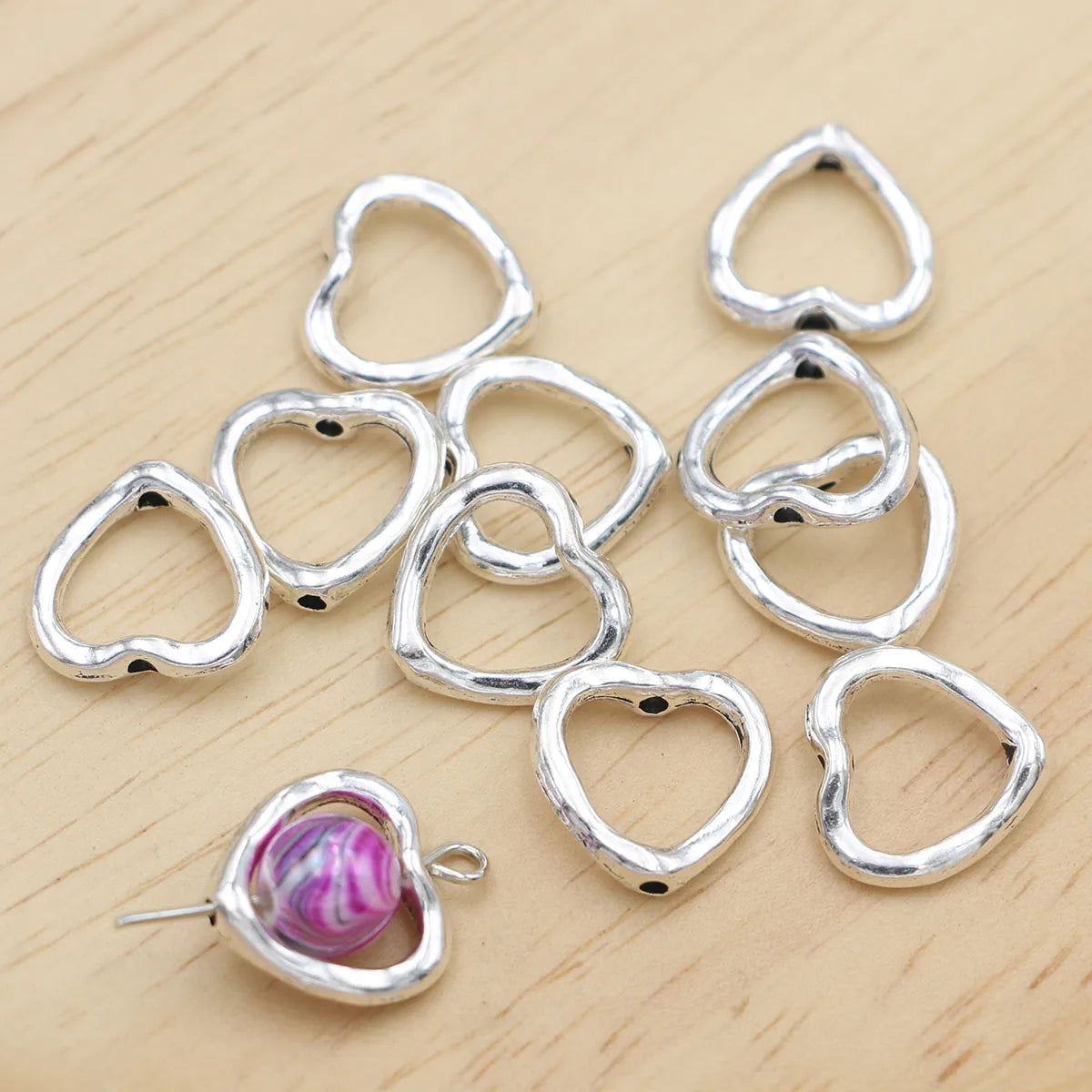 20Pcs 8mm Silver Plated Heart Spacer Beads Frame for Jewelry Making Bracelet Necklace Keychains Accessories DIY
