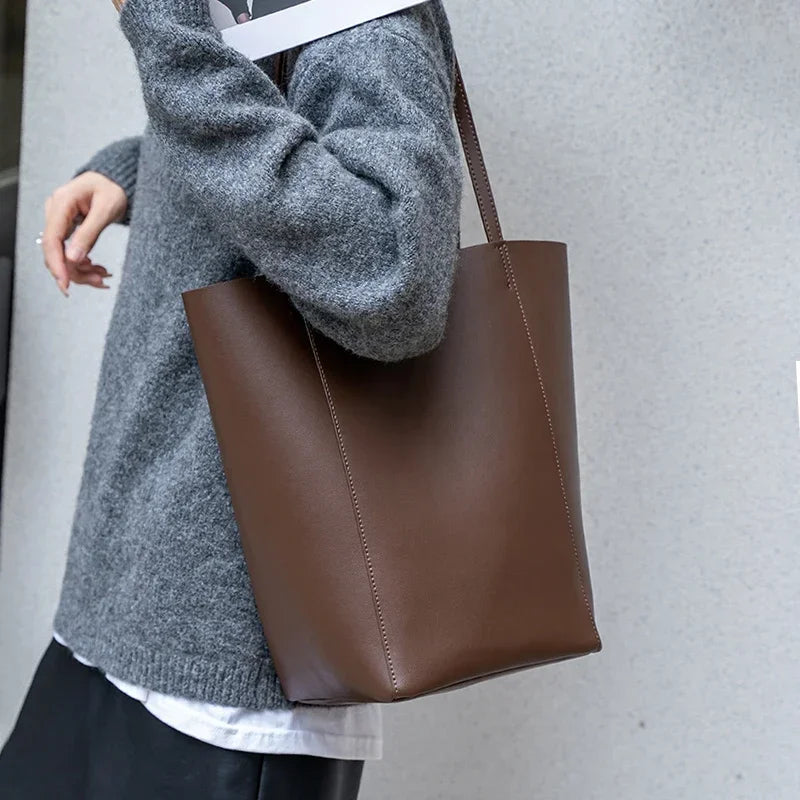 Genuine Cowhide Leather Tote Bag for Women Minimalist Large Capacity Shoulder Bag for Daily Luxury Soft Leather Bucket Bags