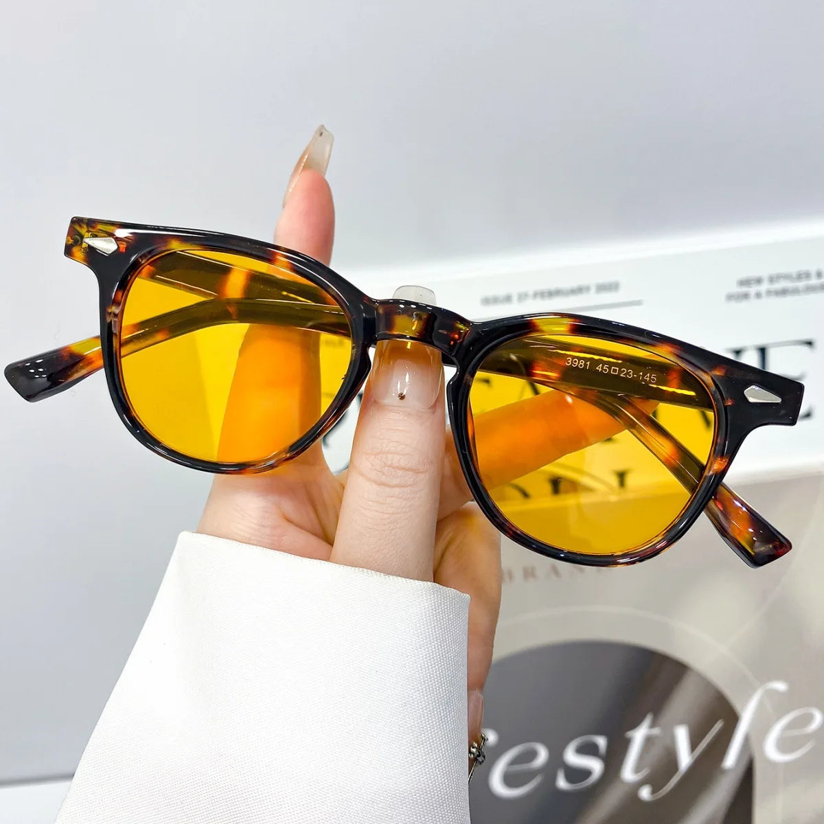 JNPCXI New Fashion Square Rivets Women Candy Color Green Yellow Shades UV400 Sunglasses Retro Men Clear Lens Frame