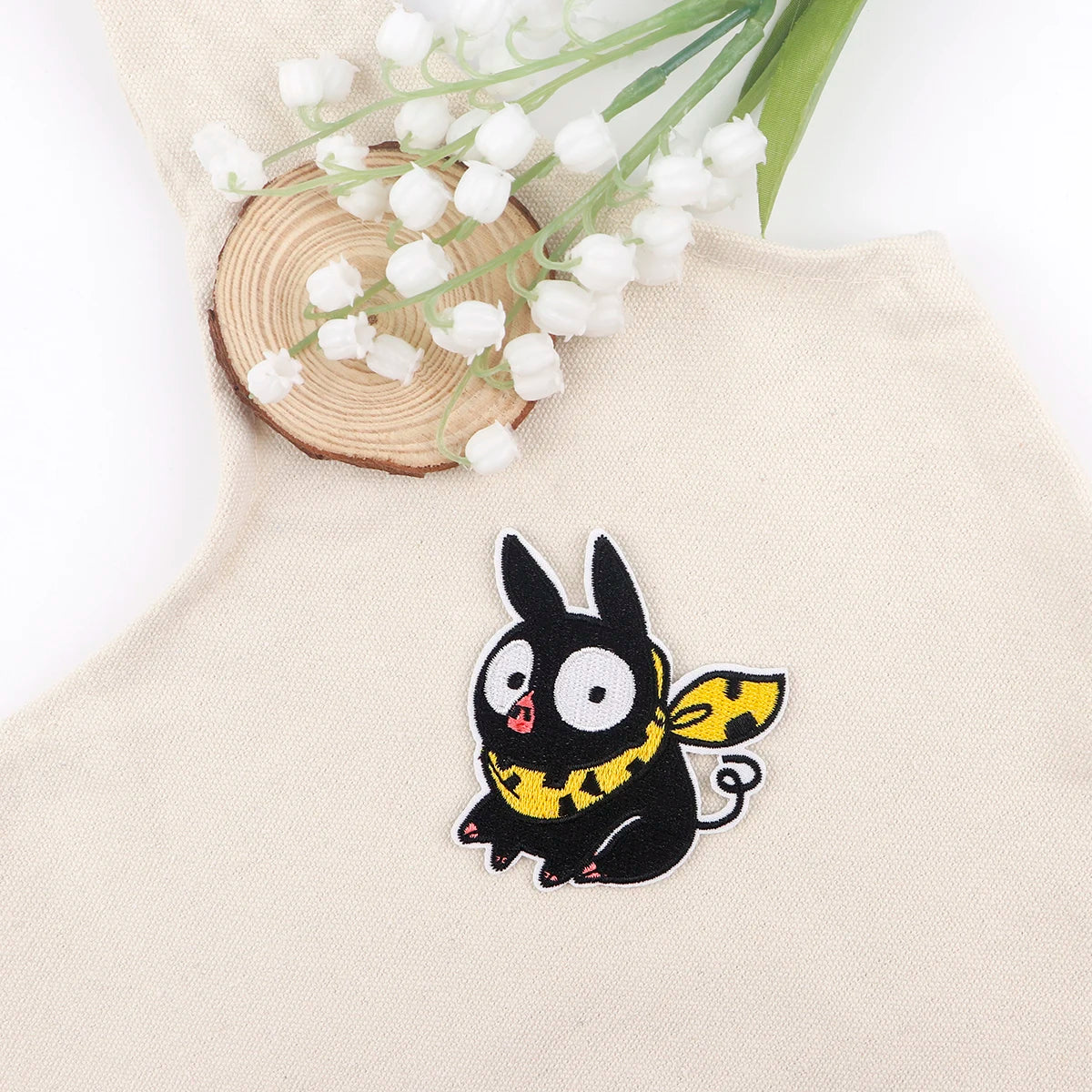Funny Anime Pig Embroidery Patch Japanese Iron On Patches For Clothing Thermoadhesive Patches On Clothes DIY Sew Badges