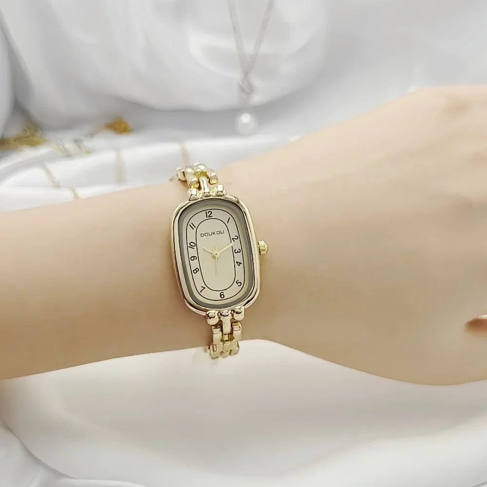 Luxury Brand Oval Shaped Women's Quartz Watch Retro Student Bracelet Wristwatch Fashionable Girl Gifts Dropshipping Relógio
