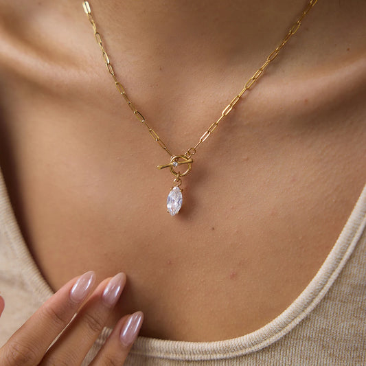 Uworld Classic Horse Eye Shape Zircon Pendant Necklace For Women 18K Gold PVD Plated Stainless Steel Necklace Fashion Jewelry