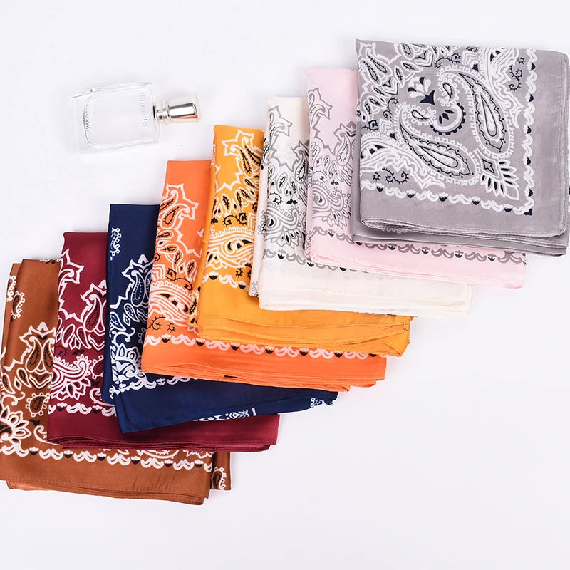 New Paisley Bicolor Small Cashew Fruit Satin Silk 70 Scarf Scarf Wholesale Small Scarves
