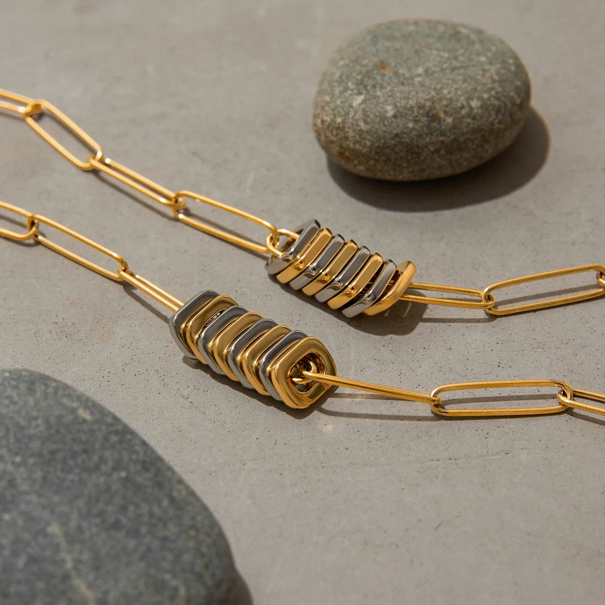 Uworld Minimalist Two Tone Paper Clip Chain Bracelet Geometric Pendant Necklace Jewelry Set Women's Jewelry Gift for Her