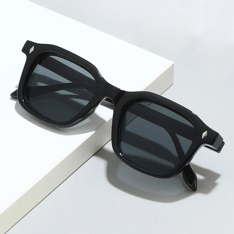 JNPCXI Square Women Fashion Sunglasses Shades UV400 Retro Rivets Clear Gradient Men Trending Sun Glasses
