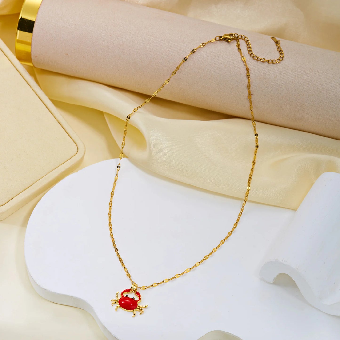 Minimalist Red Enamel Crab Pendant Necklace for Women Copper Gold Tone Chain Simple Ocean Charm Cute Statement Jewelry Gift