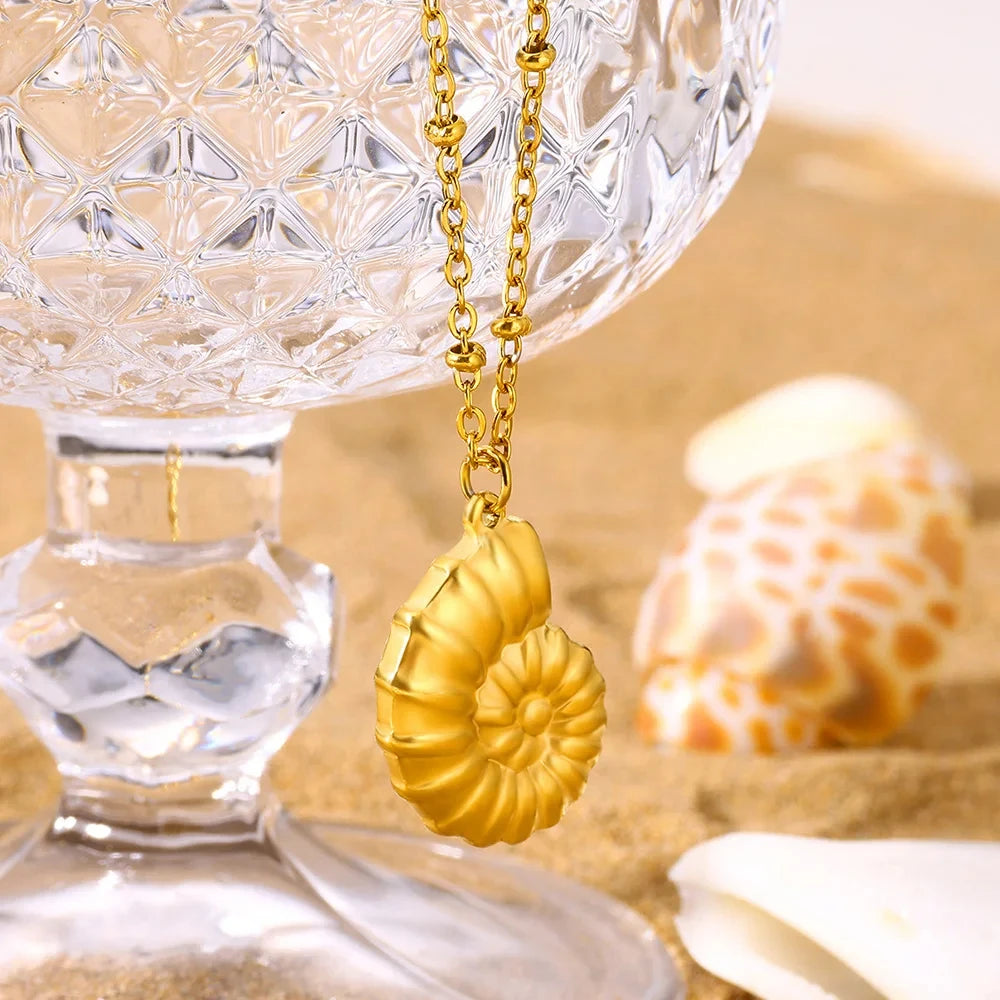 Women Conch Pendant Gold Color Stainles Steel Shell Ocean Necklace Star Jewelry