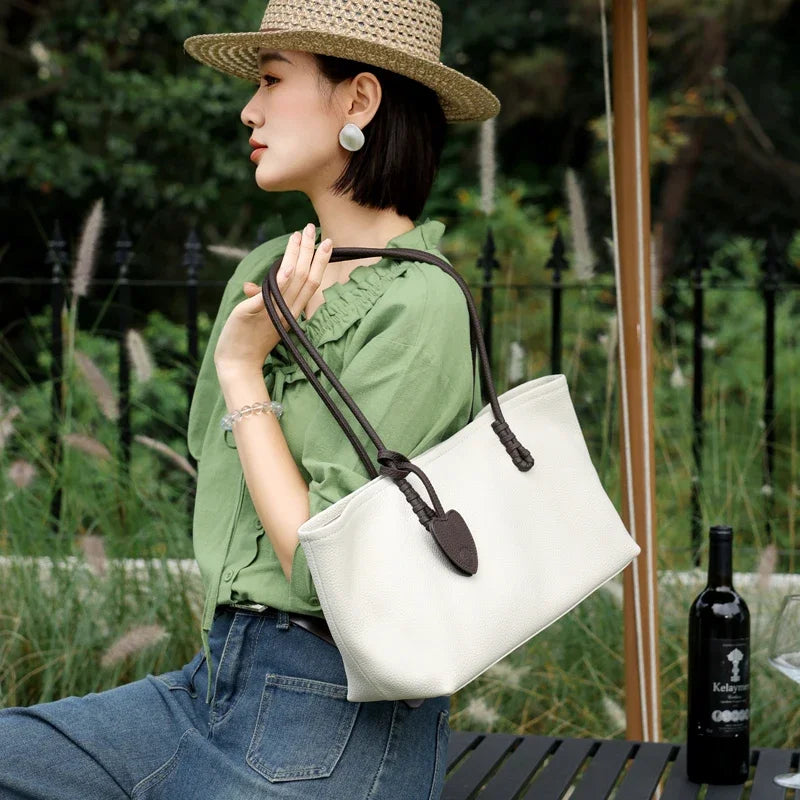 Genuine Cowhide Leather Tote Bag for Women Pebbled Leather Large Capacity Shoulder Bag with Heart Charm Luxury Designer Handbag