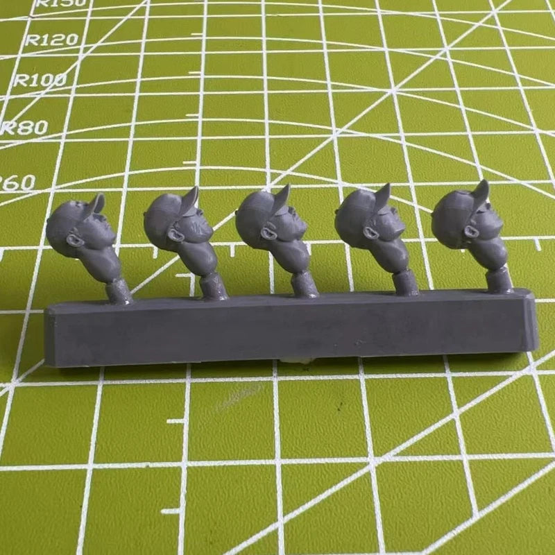 5 Pieces of 1:35 Die-casting Resin Model Kit Soldier Model Head Replacement Modification Unpainted
