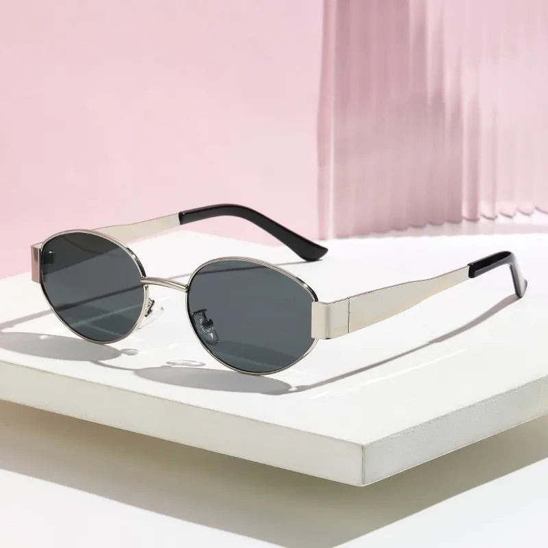 1 Pair Retro Oval Fashion Glasses for Women UV Protection Perfect for Outdoor Fashion and Sunlight Comfort