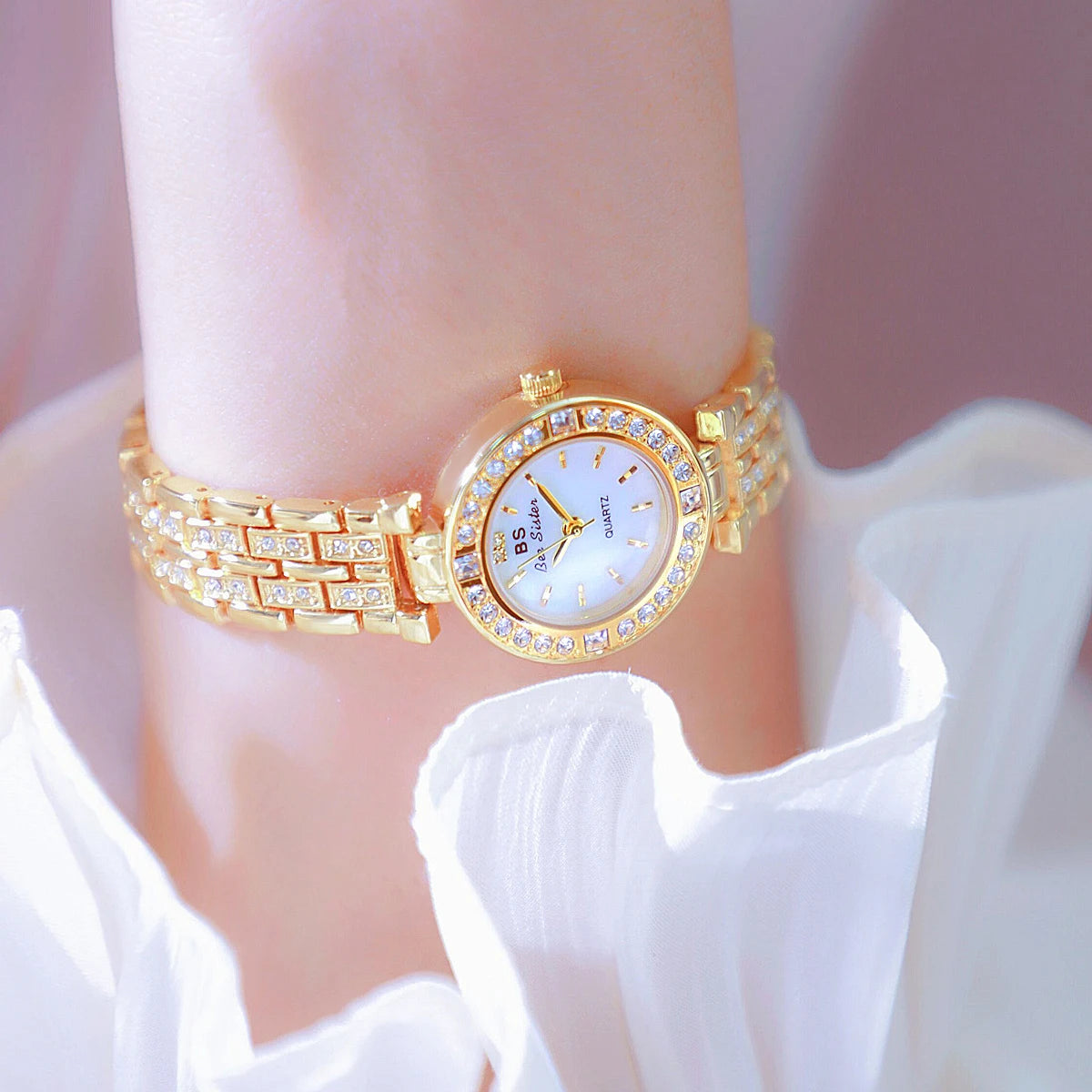 2025 Luxury Watches For Women Crystal Diamond Ladies Dress Wristwatches Casual Bracelet Waterproof Quartz Women Watch Clock