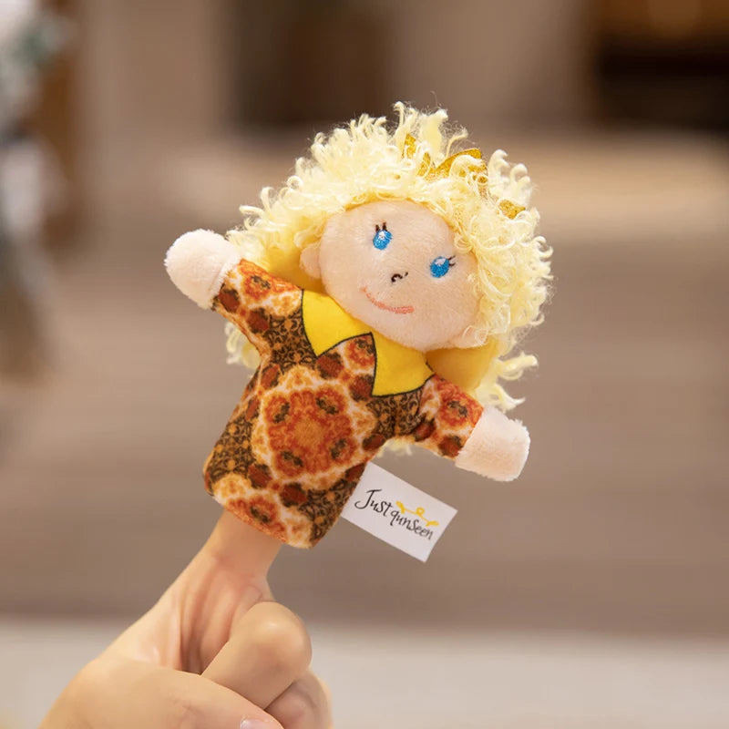 Cute Fairy Tale Kingdom Series Plush Hand Puppets Toys Cozy Cartoon Prince Princess Finger Puppets Funny Children Game Props