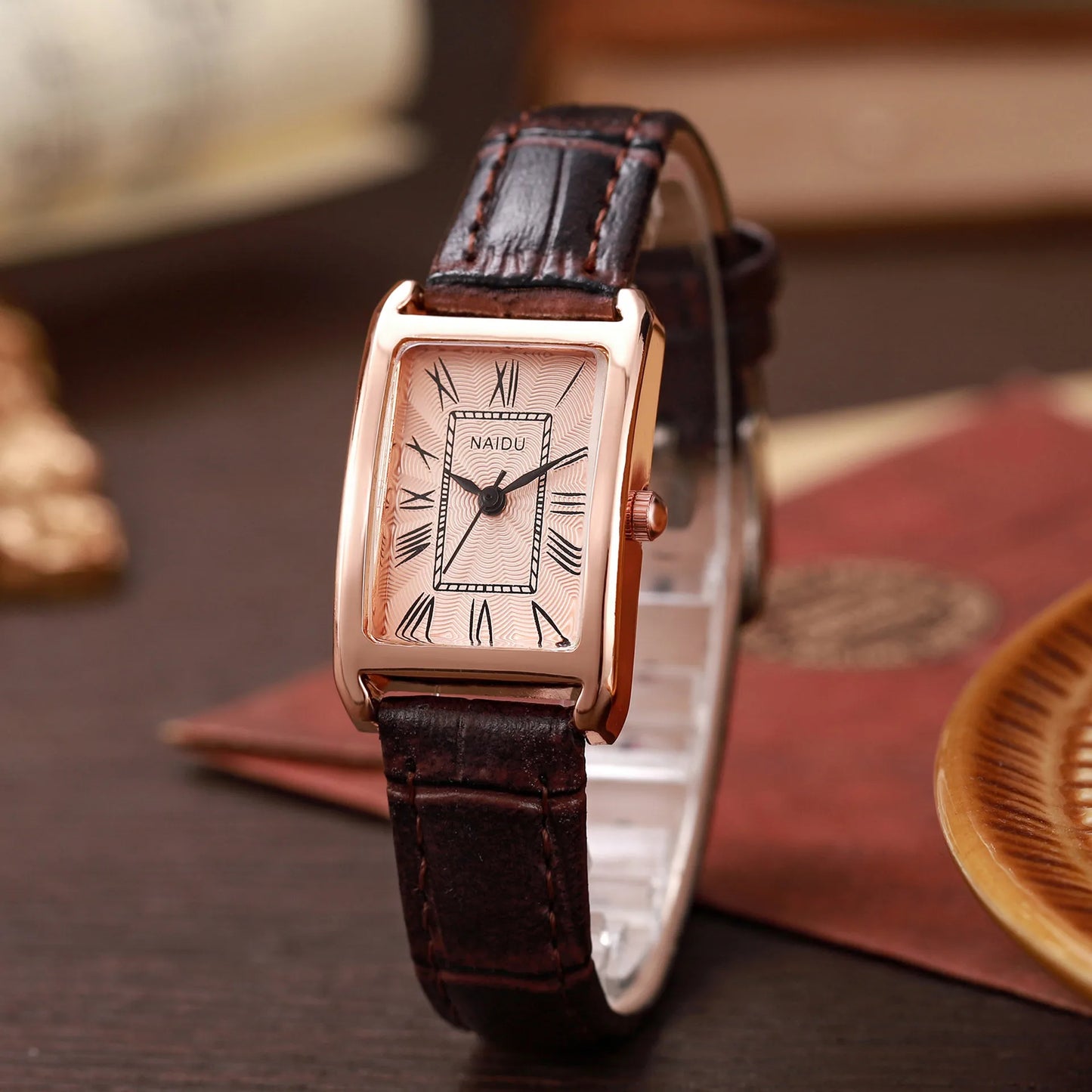 Silver Rectangular Rectangular Women Small Watch Roman Numerals Premium PU Strap Black Women's Exquisite Wristwatch Relogio