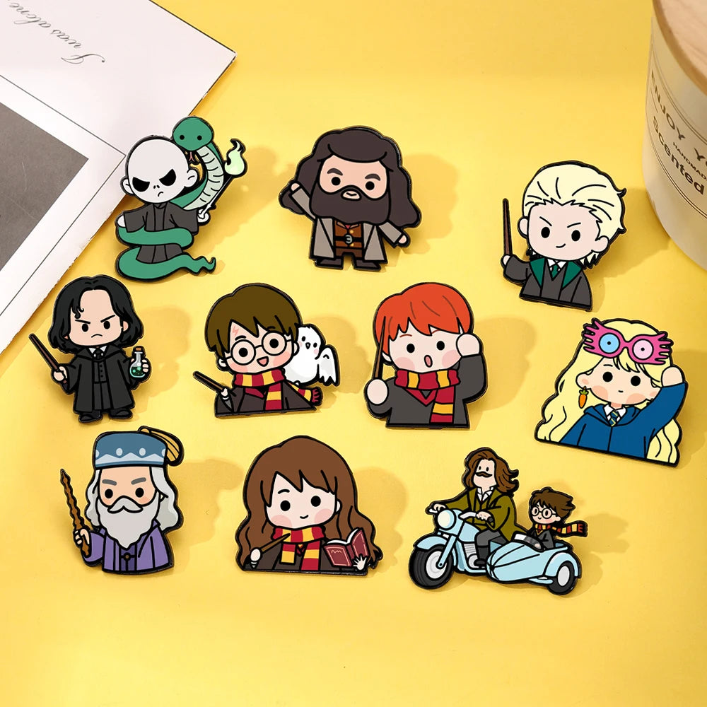 10pcs Cartoon Character Enamel Pins Cute Collectible Lapel Badges Children's Gift Jewelry for Backpacks