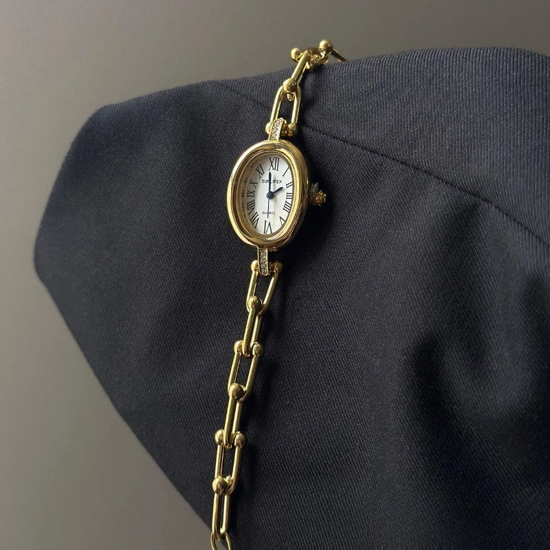 Famous Women Brand Oval Dial Quartz Watch Vintage Rome Dial Watches Elegant Bracelet Wristwatches Dropshipping Relógio Gifts