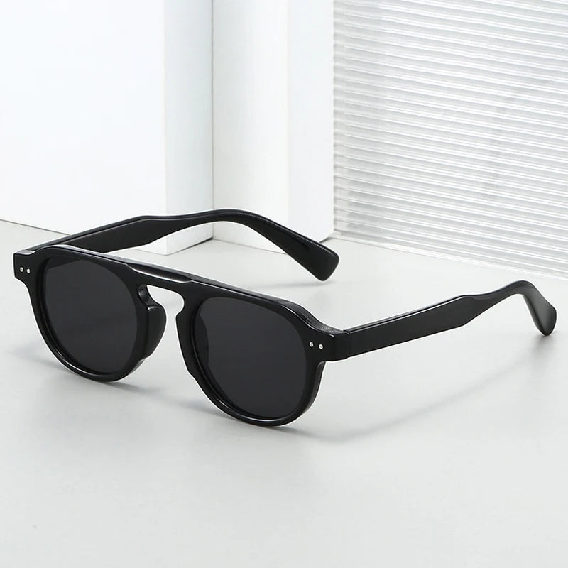 JNPCXI New Retro Square TR90 Women Sunglasses Fashion Rivets Men Punk Gradient Tea Sun Glasses Shades UV400