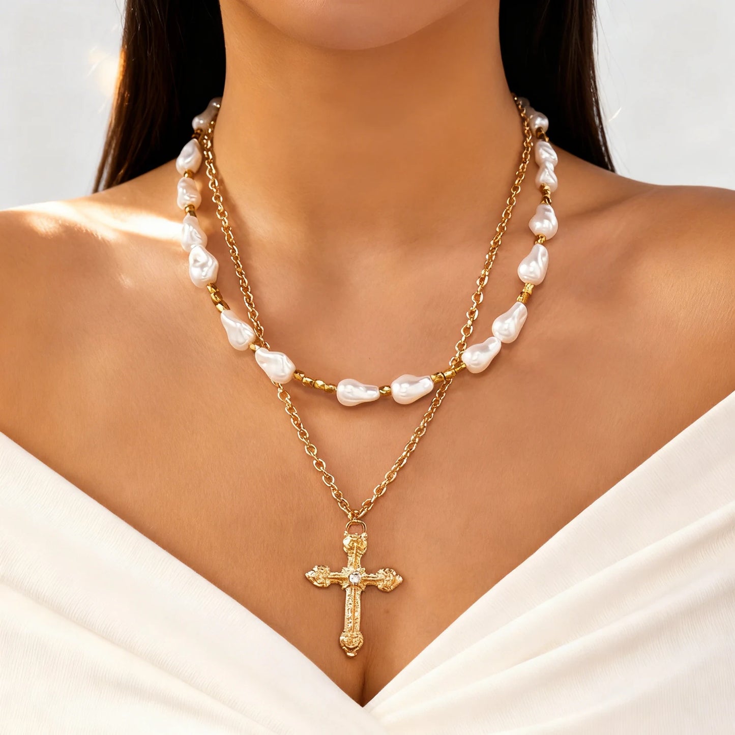 Elegant Irregular Imitation Pearl Choker Necklace for Women Simple Layered Necklace Clavicle Chain Fashion Jewelry Gift Collares