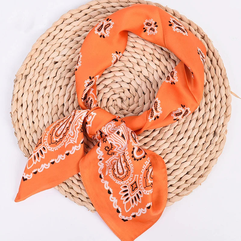 New Paisley Bicolor Small Cashew Fruit Satin Silk 70 Scarf Scarf Wholesale Small Scarves