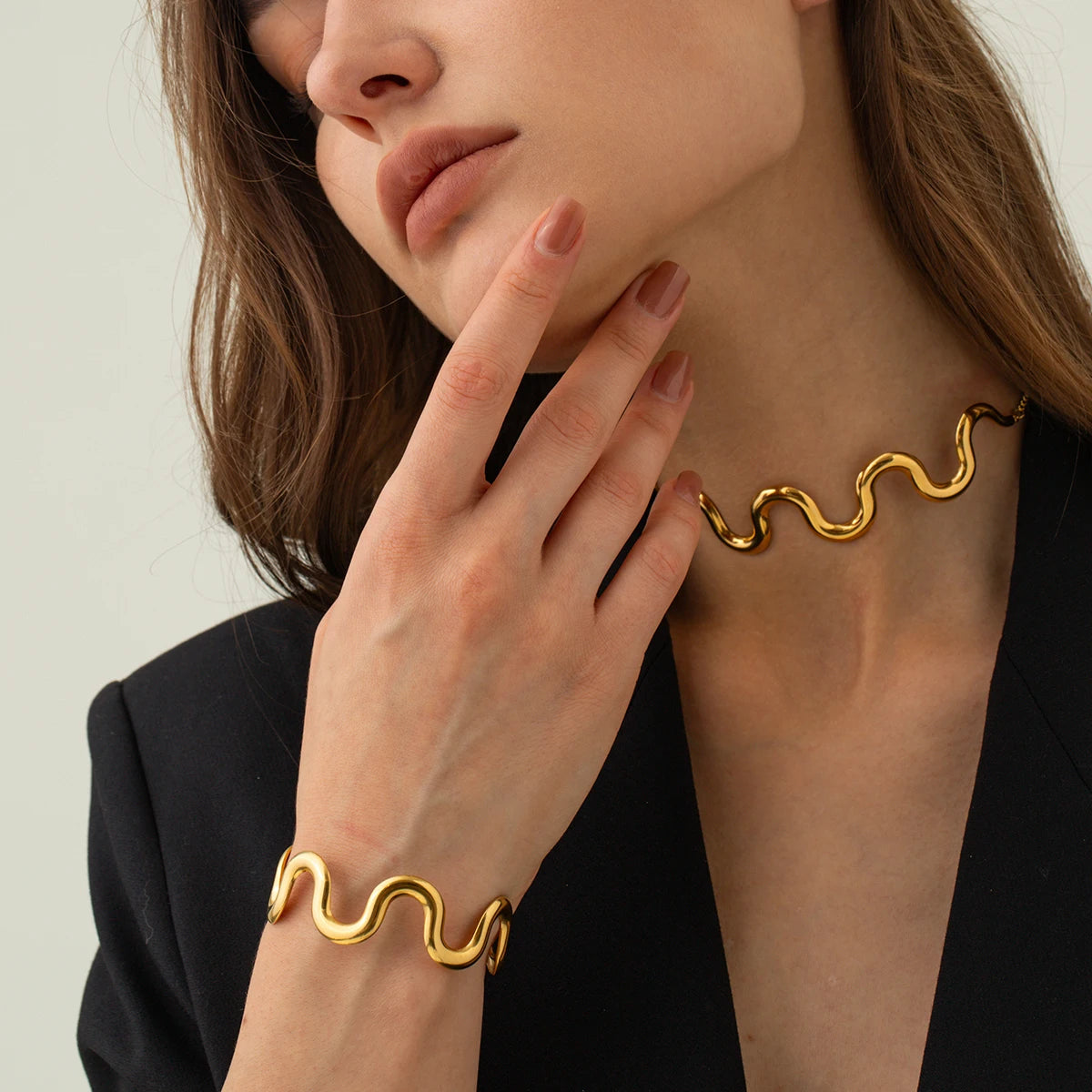 Uworld 18k gold color stainless steel wave pull-out necklace Women Statement Metal Plated Trendy Fashion 2023 Jewelry  목걸이