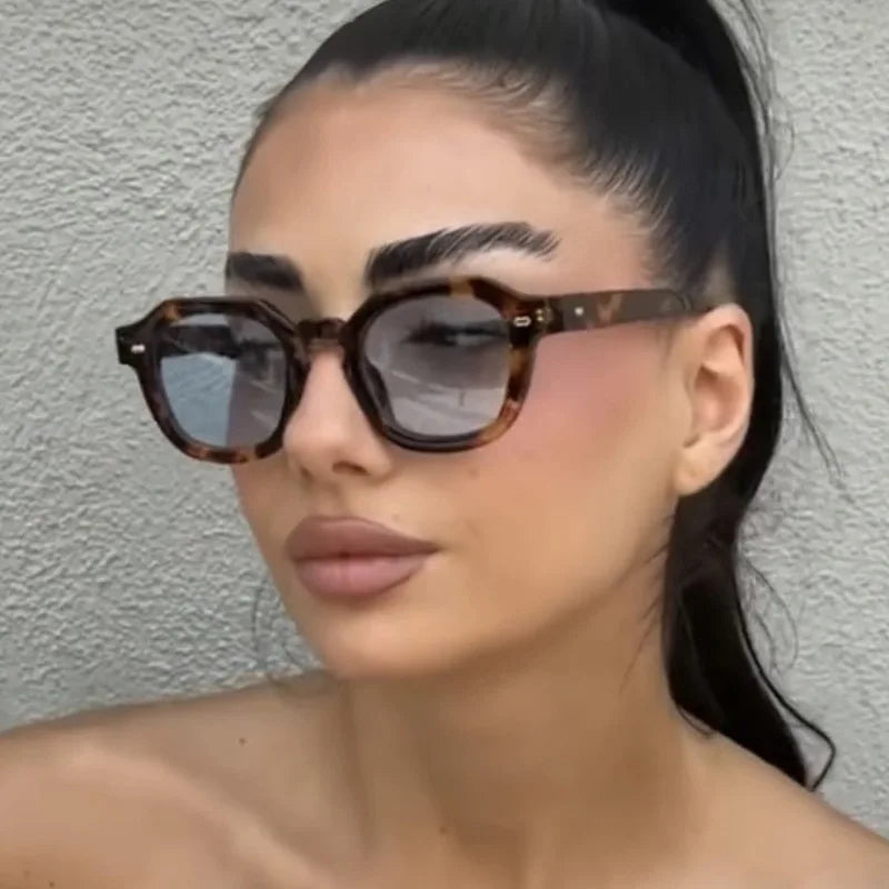 JNPCXI New Fashion Candy Color Square Women Sunglasses Leopard Shades UV400 Retro Trending Rivets Men Sun Glasses