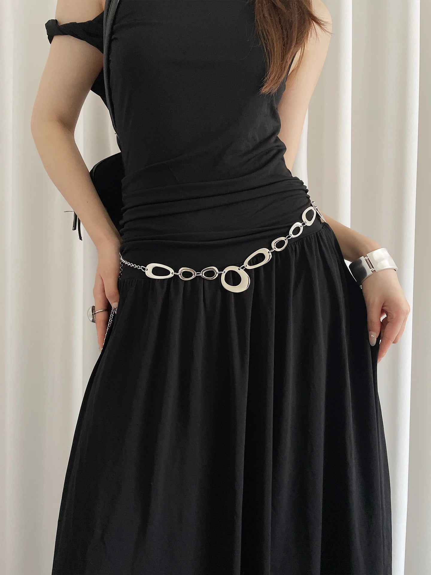Silver Metal Belt For Women A Niche High-End Accessory For Skirts And Jeans With A Chain Design That Is Versatile And Stylish