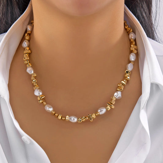 Elegant Baroque Imitation Pearl Choker Necklace for Women Retro Gold Color CCB Beads Clavicle Chain Necklace Party Daily Jewelry