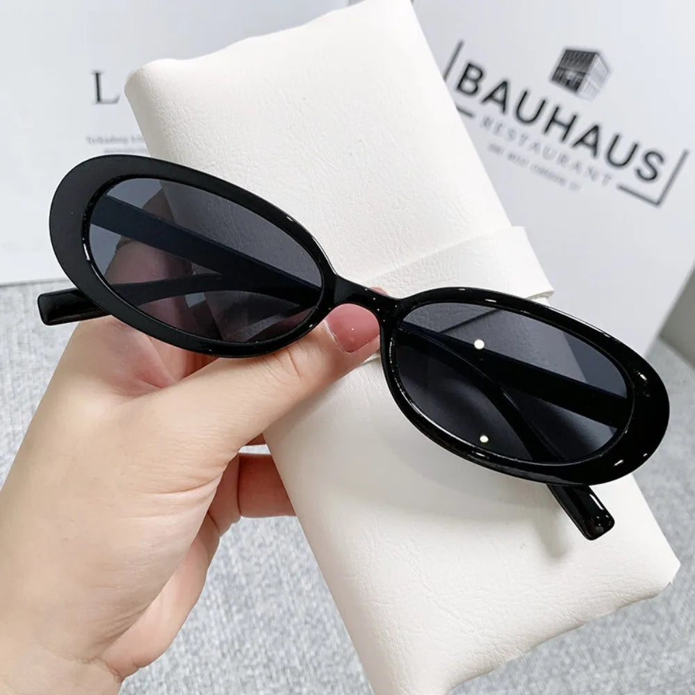 Small Oval Sunglasses Women Vintage Brand Retro Black White Sun Glasses Classic Shades Female Oculos UV400