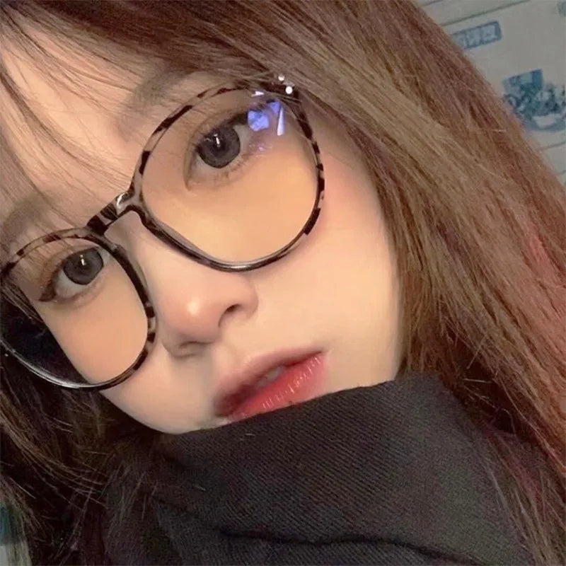 Retro Literary Glasses Large Frame Fashion Glasses Men and Women Fashion Simple Anti-blue Light Glasses