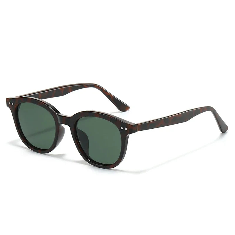 JNPCXI New Fashion Round Polarized Men Rivets Sunglasses Shades UV400 Retro Gradient Mirror Women Luxury Sun Glasses