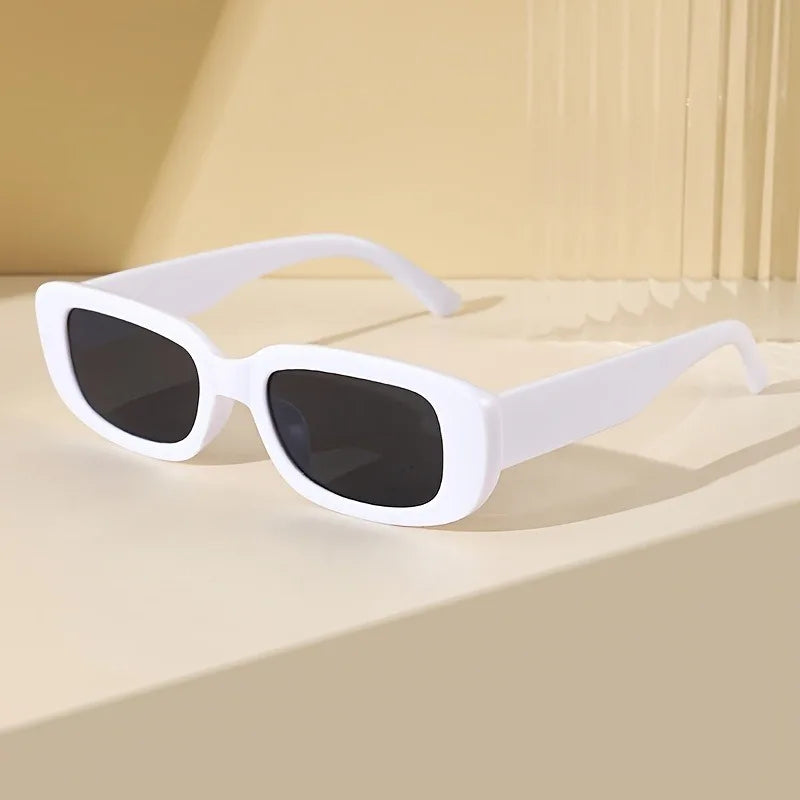 1/5 Set of Fashionable Small Frame Retro Classic Casual Simple Decorative Glasses