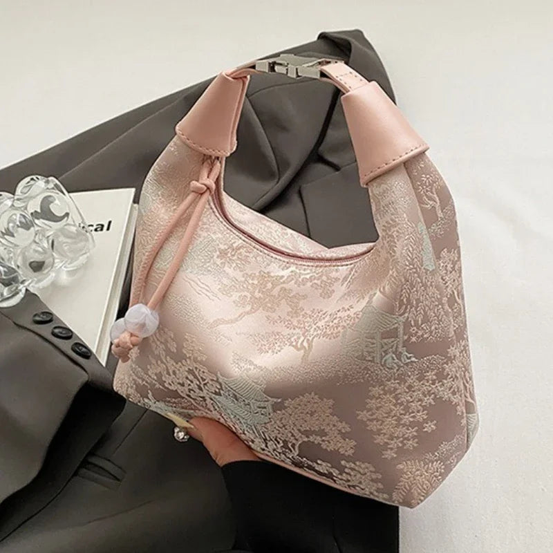 Portable Embroidered Chinese Style Shoulder Bag Fashion Versatile Hanfu Bucket Handbag Texture Pearl Pendant Cheongsam Bag Party