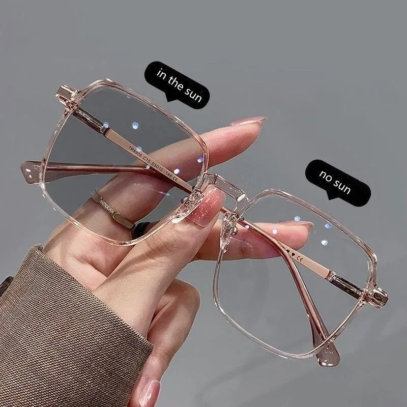 Anti Blue Light Farsighted Eyeglasses Translucent Discolored Reading Eyewear Graded Photochromic Reading Glasses 0-+400