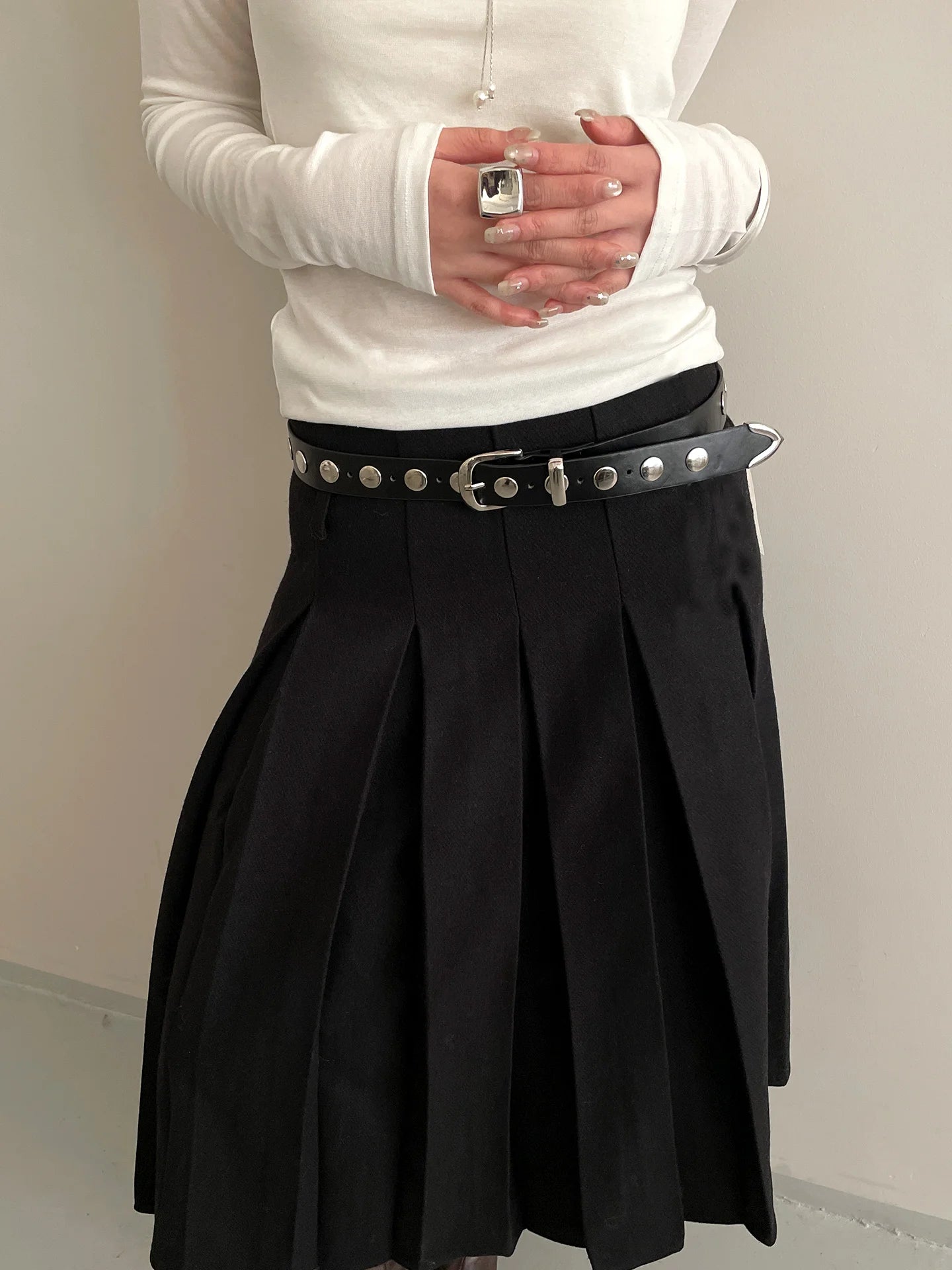 New Heavy-Duty Rivet Leather Belt Versatile Waist Belt With A Unique Accessory Belt For Women