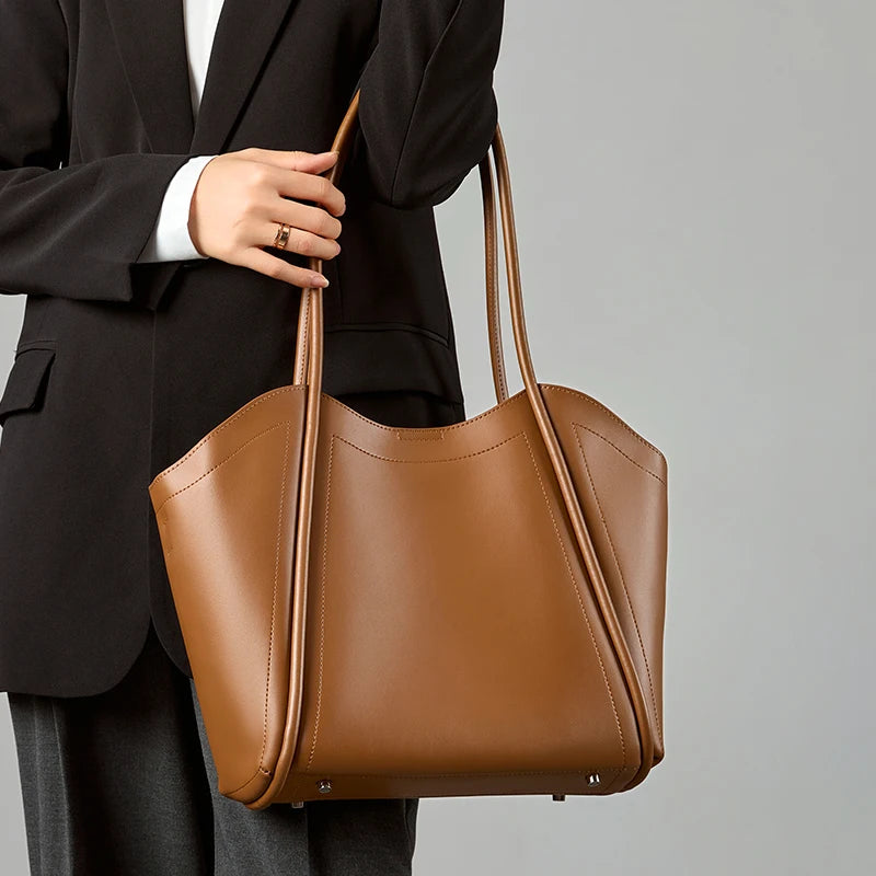 Women's Genuine Leather Solid Color Tote Bag Large Capacity Shoulder Bag for Daily Life Trendy Versatile All-match Commuting Bag