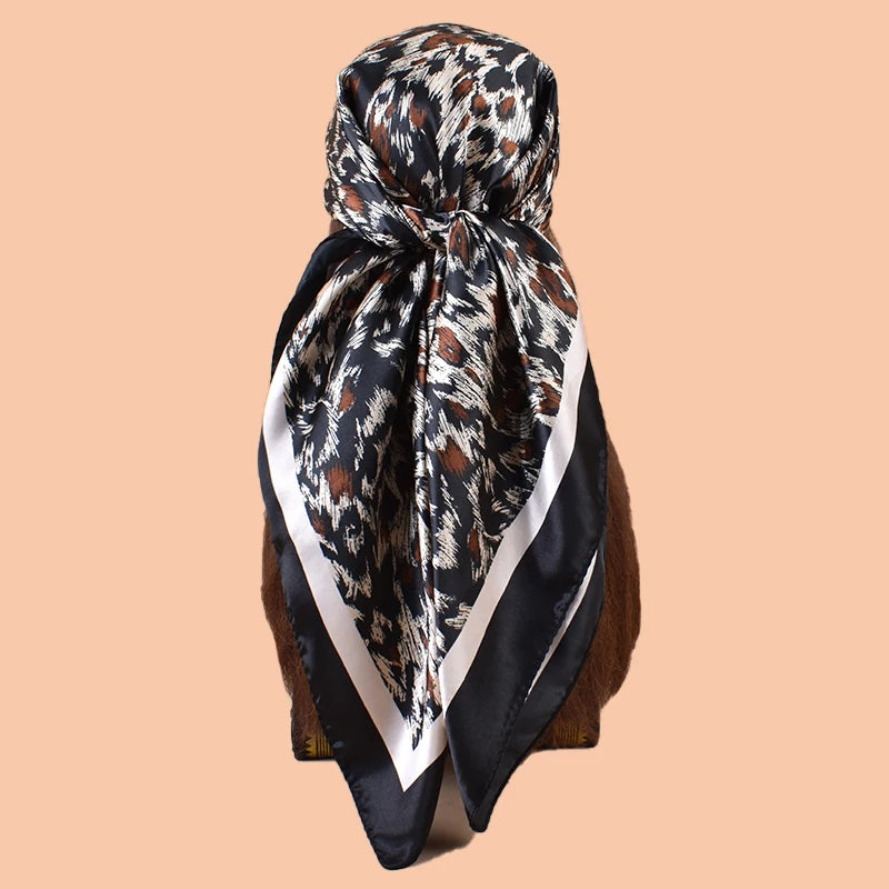 1 pc Women's Large Square Scarf with Leopard Print, Fashionable Silk Scarf, Versatile and Casual