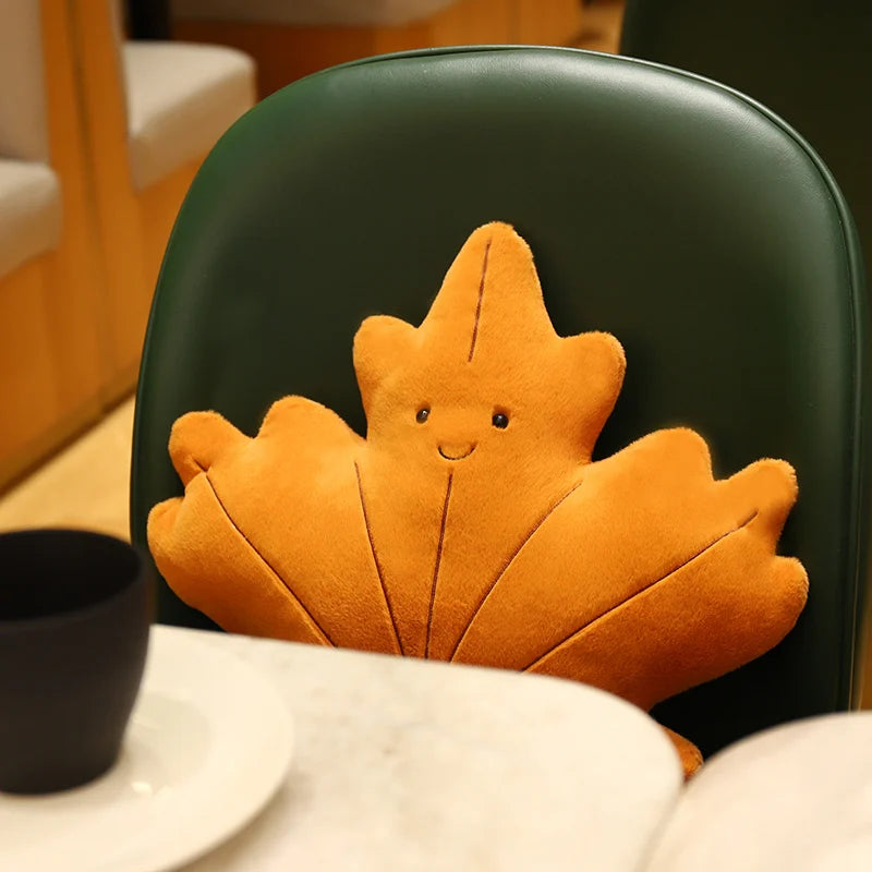 Creative Simulation Leaves Plush Hug Pillow Cartoon Maple Leaves Soft Stuffed Plant Soft Plushies Kids Toys for Girls Home Decor