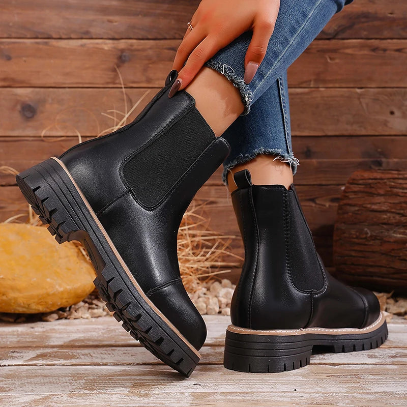 Autumn Winter Platform Chelsea Boots Women Slip On Plus Size 43 Thick Sole Ankle Boots Woman Fashion Non Slip Pu Leather Botas