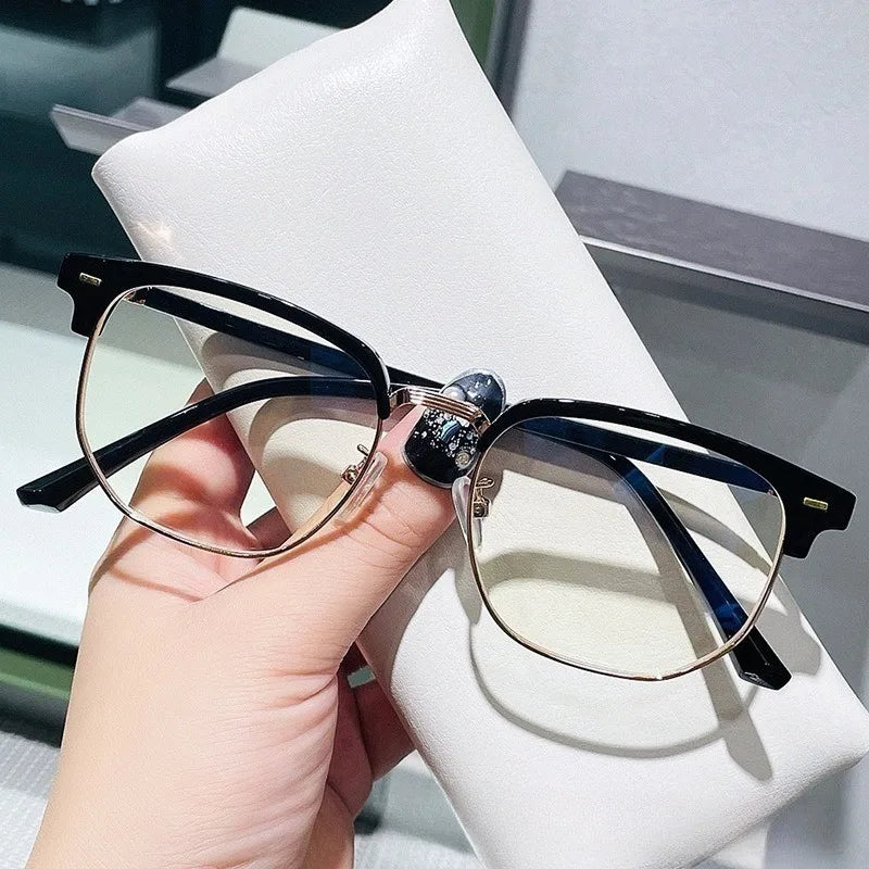 Photochromic Anti Radiation Glasses Eyeglass Eyeglasses for Woman Men Vintage Eyebrow Frame Glasses Fashion Eyewear