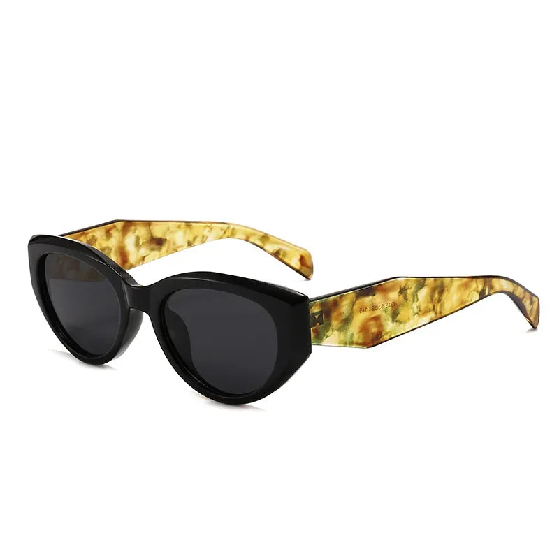 JNPCXI Retro Cat Eye Women Sunglasses Fashion Green Candy Color Shades UV400 Men Trending Rivets Punk Sun Glasses