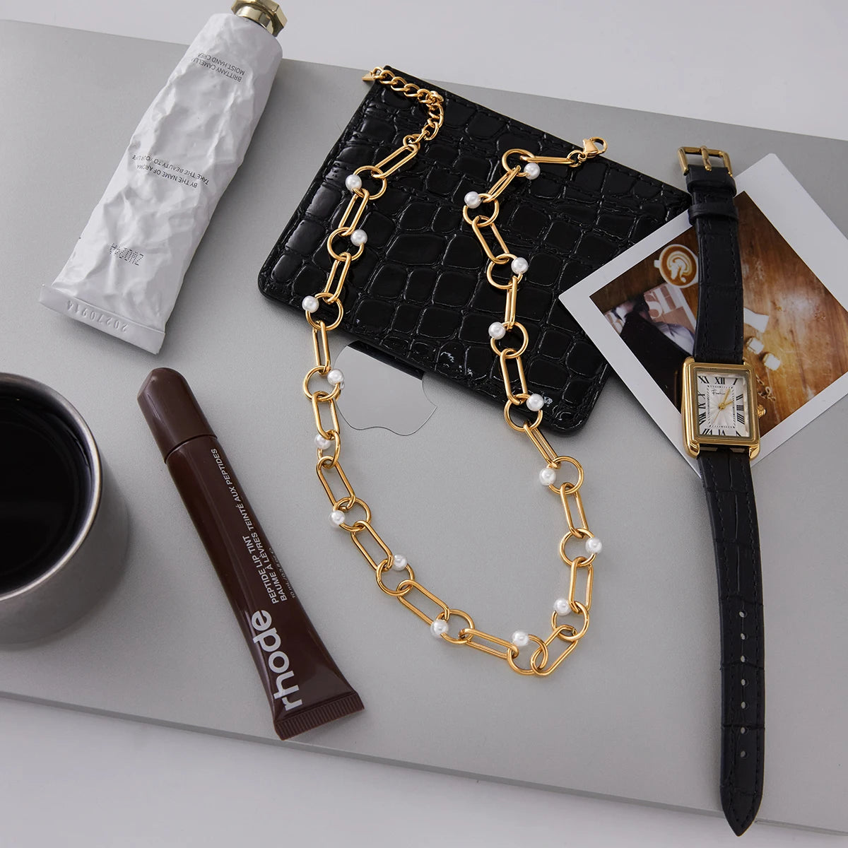 Uworld Classic Minimalist 18K Gold Color Plated Inlay Pearl Hollow Choker Necklace Waterproof Stainless Steel Women's Jewelry