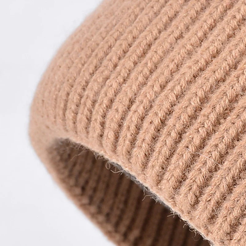 Xinbaoguan 100% acrylic 8396 winter hat, gloves, scarf, warm set, men's and women's outdoor ear protection, knitted wool hat