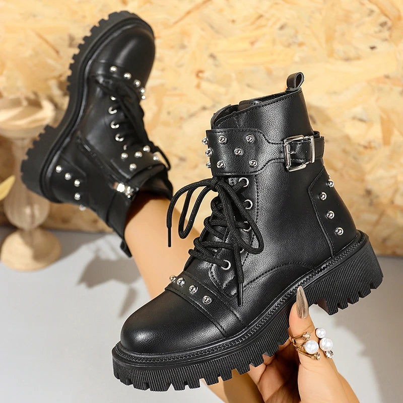Rivets Decor Platform Ankle Boots Women Fashion Buckle Lace Up Zippers Combat Boots Woman Balck Pu Leather Motorcycle Shoes 42