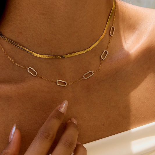 Uworld Simple Classic Rhinestone Geometric Pendant Necklace 18K Gold Color Plated Stainless Steel Serpentine Chain Stackable Nec