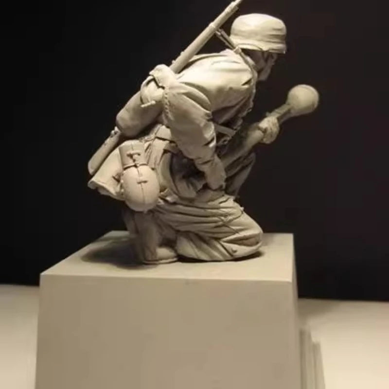 1/16 Casting Resin Model Gray Kit Normandy Frontline Soldier Model Needs To Be Assembled Unpainted (without Platform)