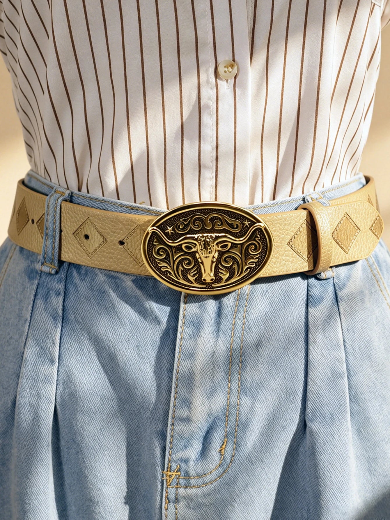 Western Bull Head Engraved Belt, Beige Diamond Embossed Gold Buckle Unisex Cowboy Waistband