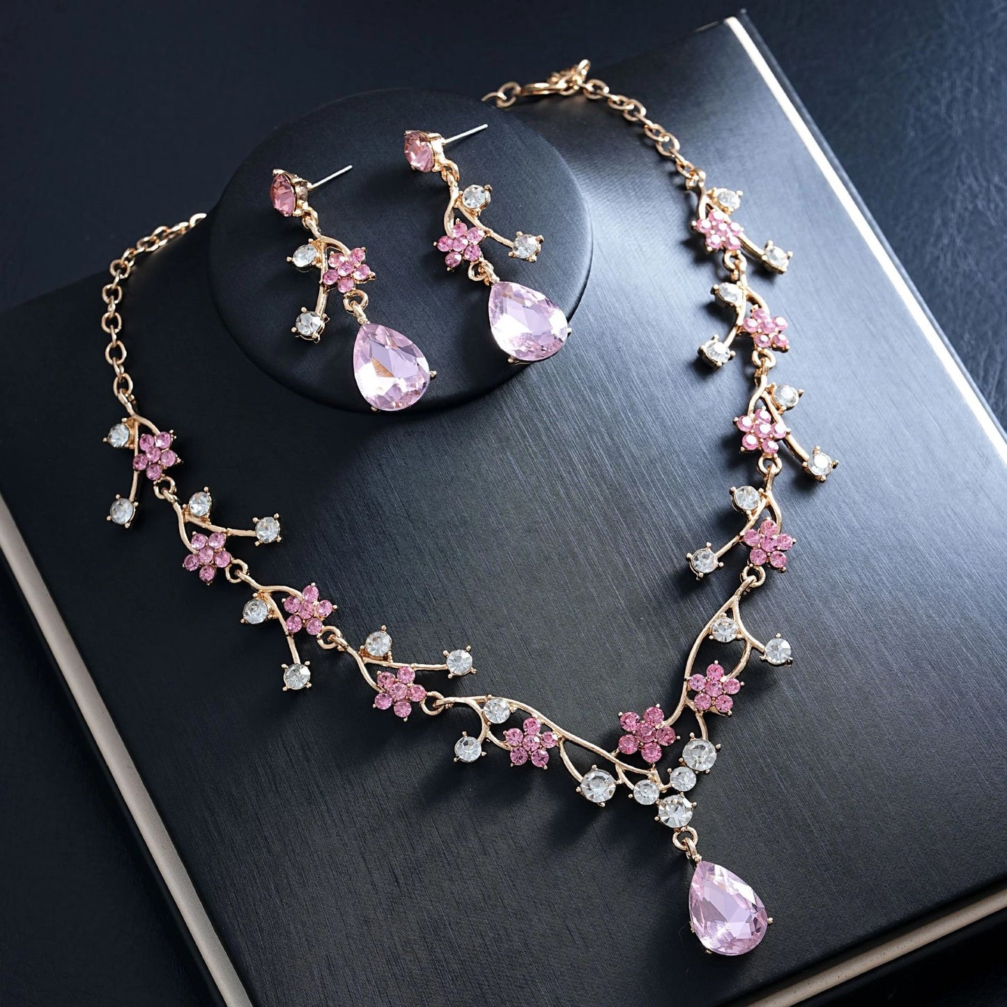 Elegant Pink Floral Rhinestone Jewelry Set for Women Gold Tone Teardrop Pendant Necklace Drop Earrings Bridal Prom Accessories