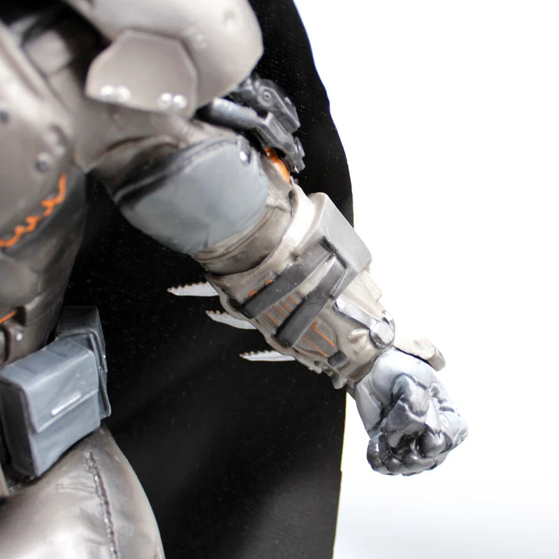 44cm/17in Batman Thermal Armor Action Figure Model Statue Collection with Box